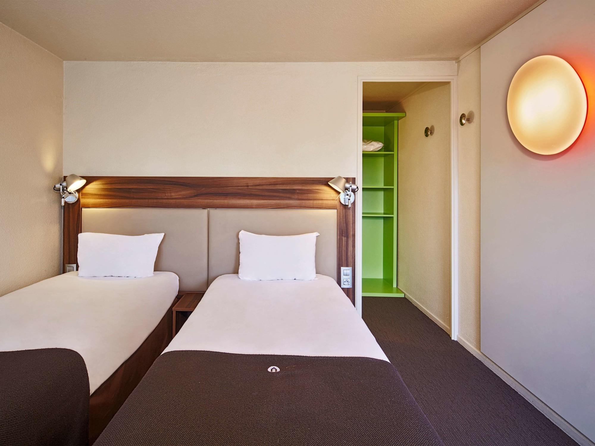 Campanile Melun Senart Otel Vert-Saint-Denis Dış mekan fotoğraf
