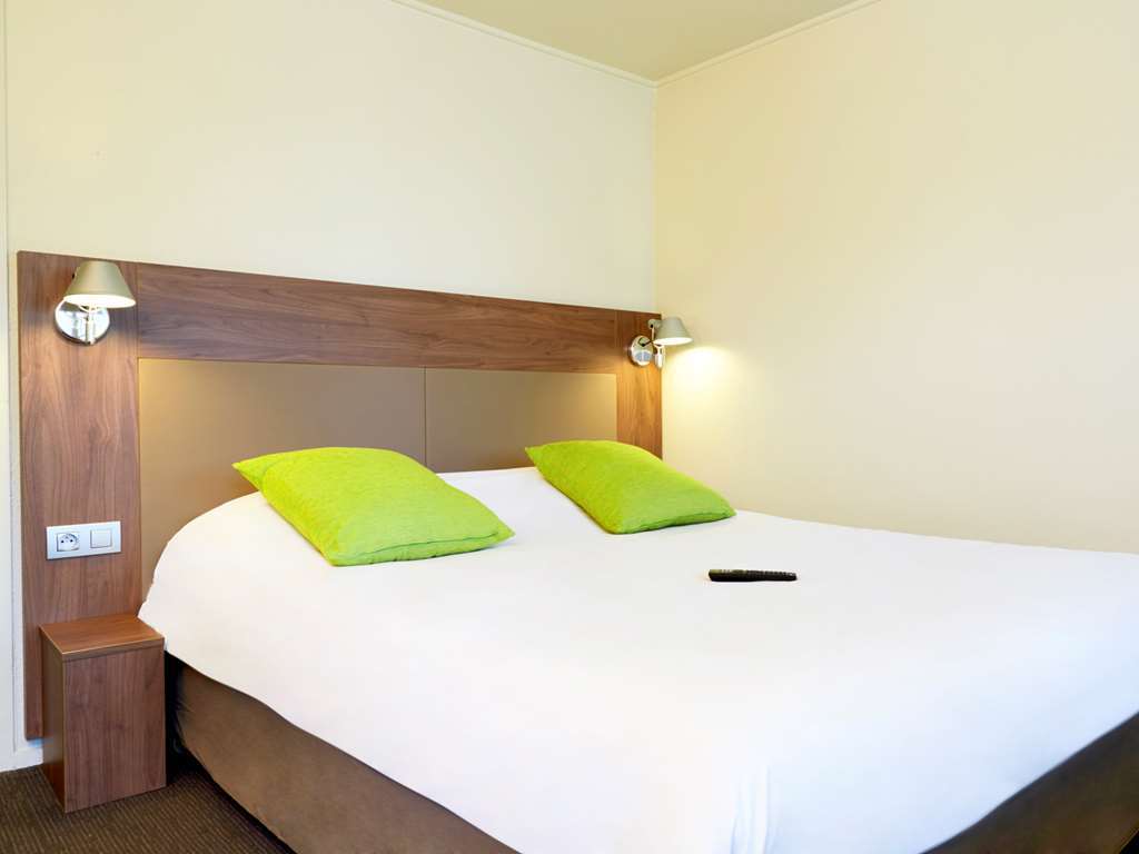 Campanile Melun Senart Otel Vert-Saint-Denis Oda fotoğraf